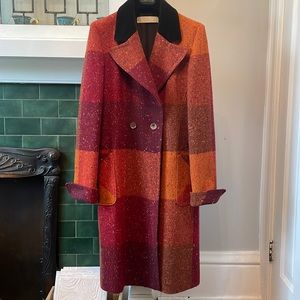 Valentino Stunner Coat Runway piece!!!!Perfect condition!!100% wool-spring/Fall!